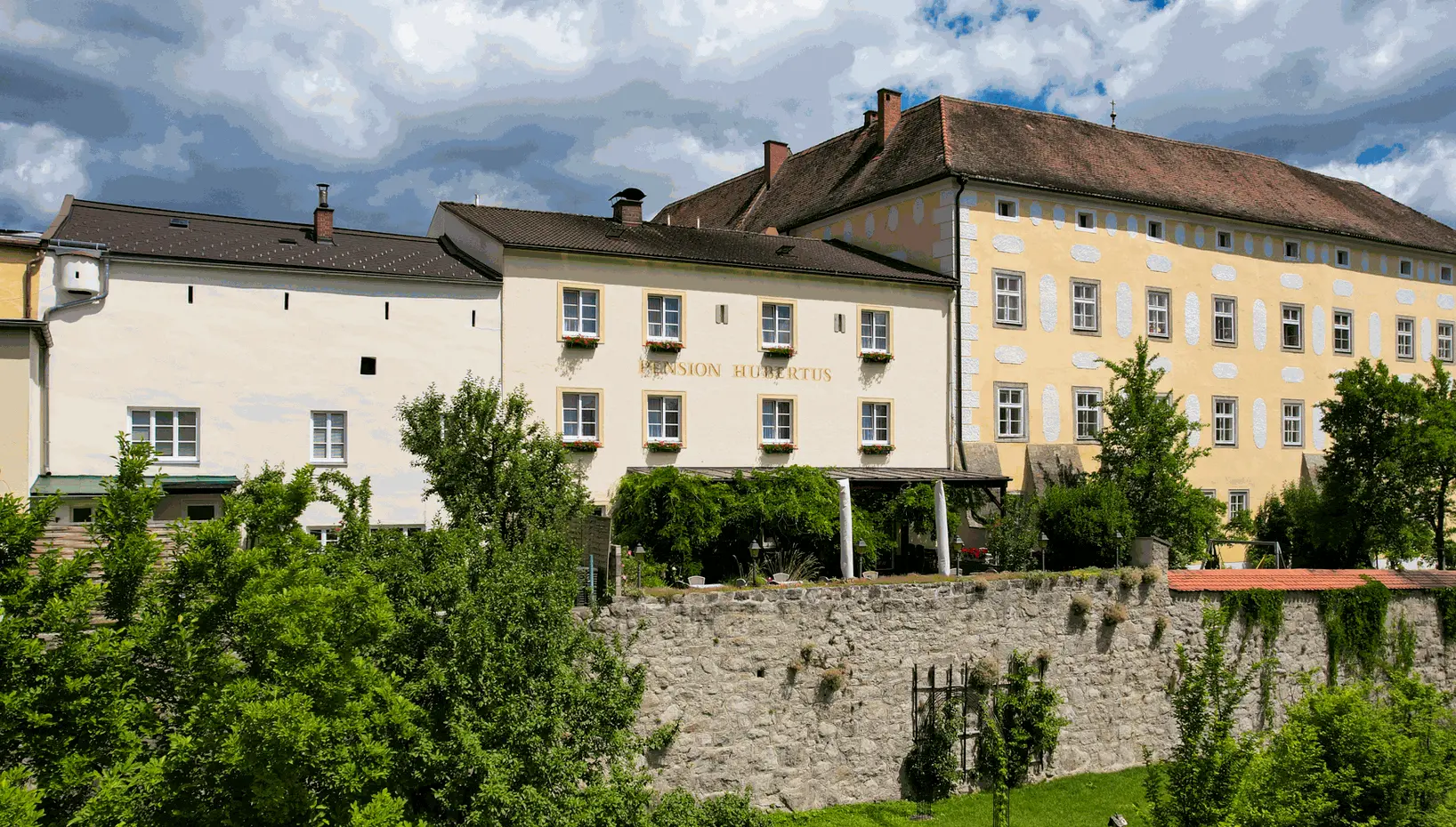 Pension Hubertus von außen